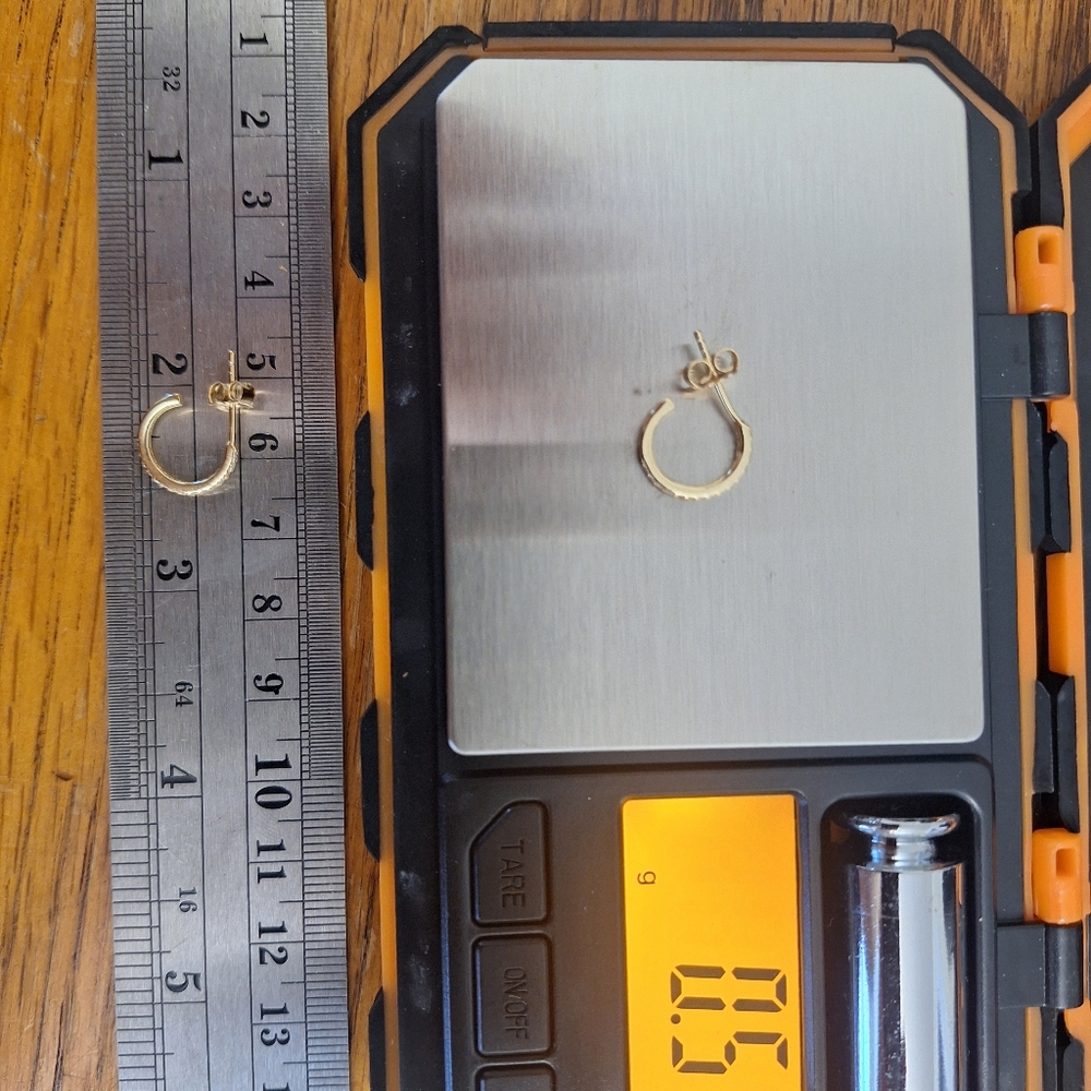 Jewelry - Picture 4 of 4